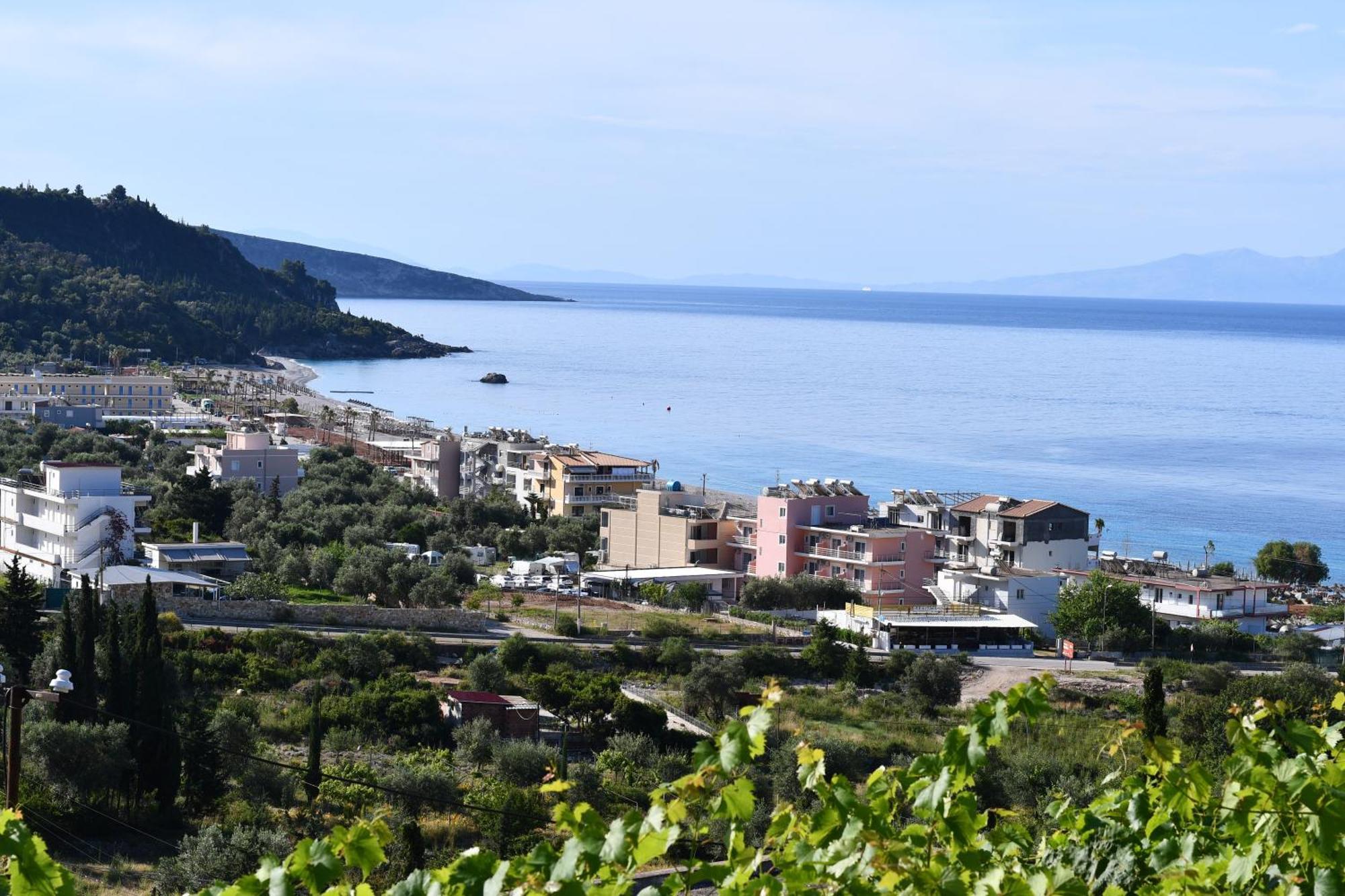 Sea Horizon House Alexis Hotel Himare Exterior foto